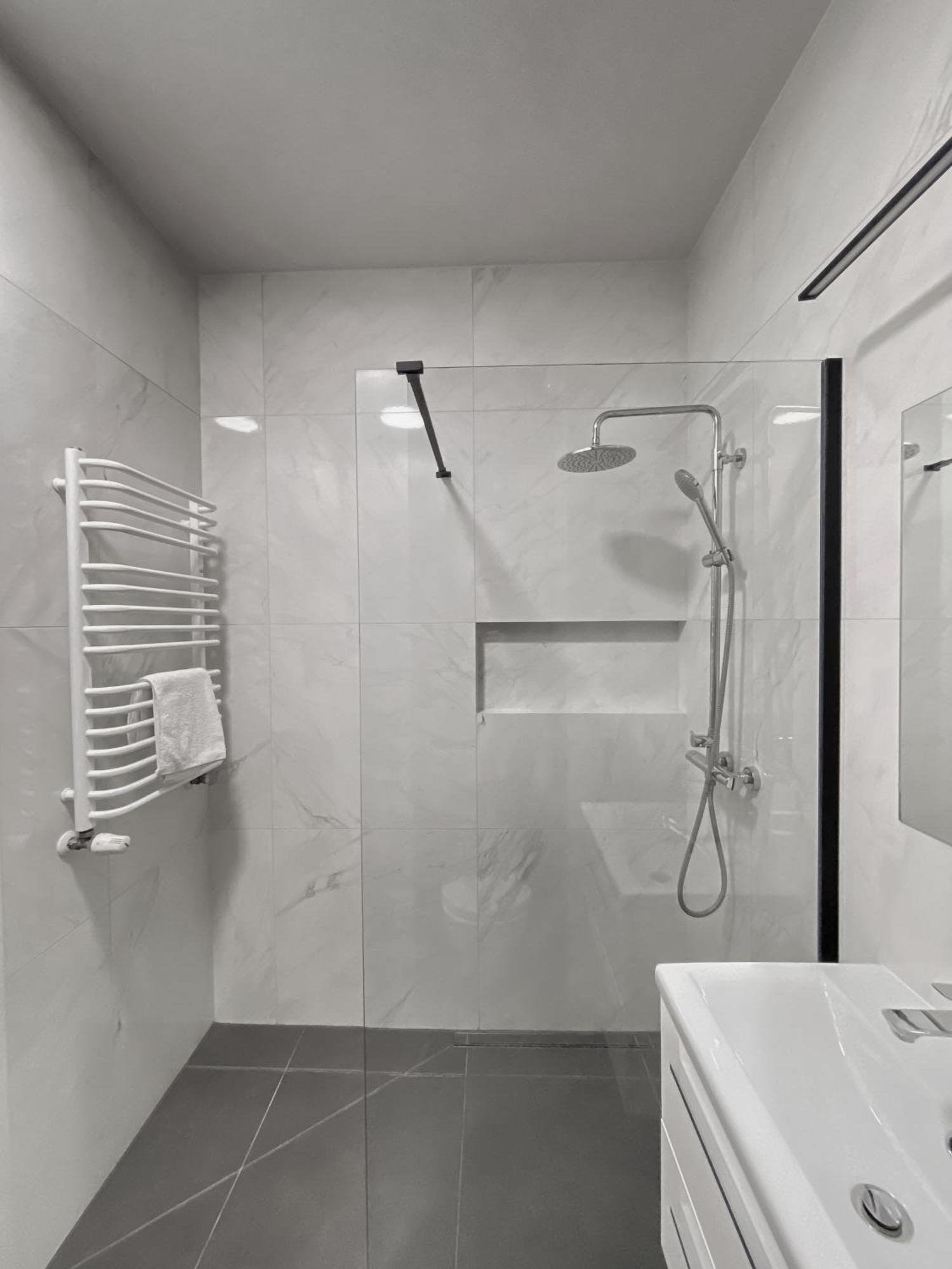 Like Home Apartments كراكوفيا المظهر الخارجي الصورة
